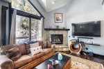Saddlewood Ski Chalet Townhome living room